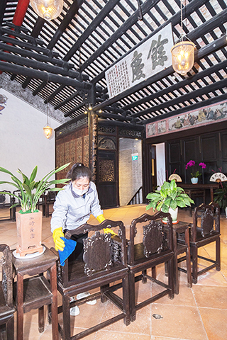 ◎ 文化場館加強消毒清潔工作。