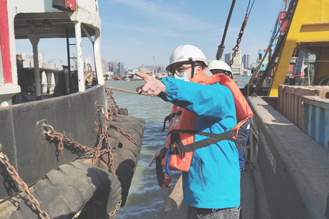 ◎ 海事局展開海上事故調查。