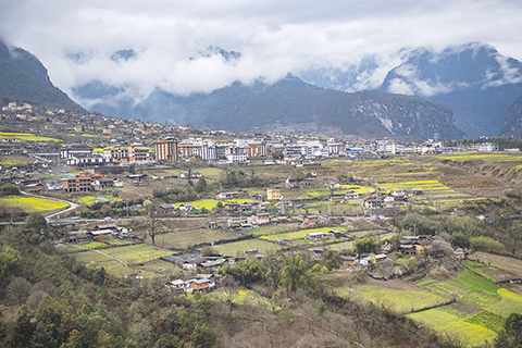 ◎ 三月七日拍攝的雲南省怒江傈僳族自治州貢山獨龍族怒族自治縣丙中洛鎮風光。
