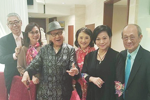 ◎ 左起:蔡和平、森森、俞明、舒雅頌、斑斑、丁羽。