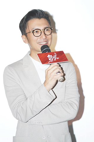 ◎ 謝霆鋒怒火重案電影路演廣州站現場與觀眾暖心互動分享拍攝心得與趣事點亮地標廣州塔。