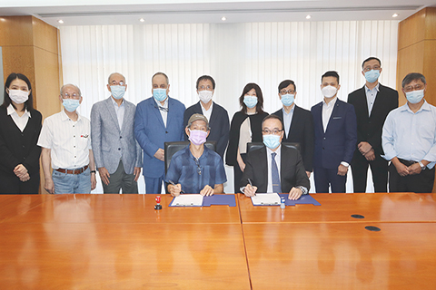 ◎ 傳媒福利會與聯豐亨簽約續保。