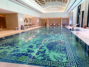 ◎ 二十五米室內恆溫游泳池