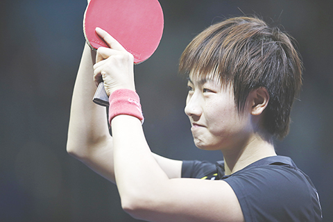 ◎ 九月六日,乒乓球「大滿貫」得主、里約奧運會女單冠軍丁寧宣佈,她成為北京大學的一名新生。」資料圖為丁寧在二0二一年倫敦奧運會上。(中新社記者 盛佳鵬攝)