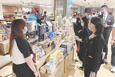 ◎ 新濠員工後勤心臟地帶中秋展銷路演。