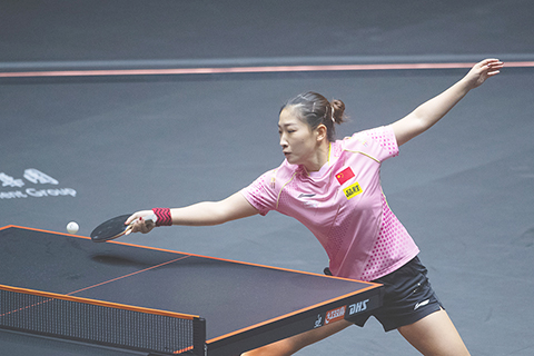 ◎ 一月二十日,中國乒乓球隊名將劉詩雯三比一勝王藝迪。(香港中通社)