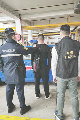 ◎ 內地男子涉侵入私人生活罪被拘。