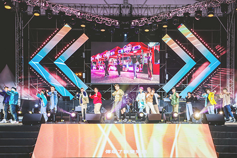 ◎ 「一意一心馬拉松音樂會明日晚上續在西灣湖廣場舉行。