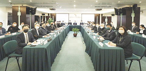 ◎ 粵港澳大灣區及橫琴深合區商事登記政策及資訊宣講會在澳召開。