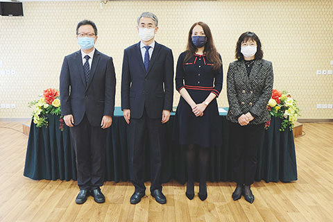 ◎ 江海莉(右一)就任退休基金會行政管理委員會副主席。