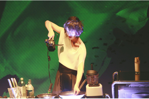 ◎ 《藝海傳真》。