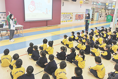 ◎ 市政署入校推廣「動物保護法」。