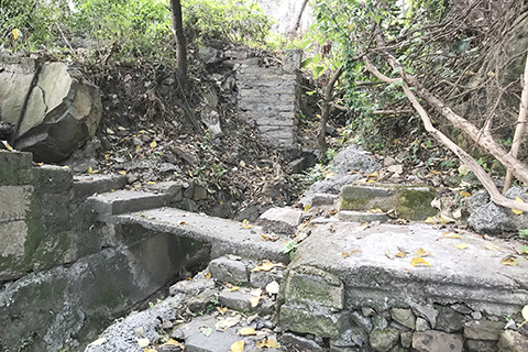 應該是墓園的一部份