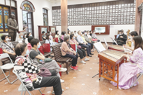 ◎ 同善堂辦夏至音樂會推廣按穴好身心。