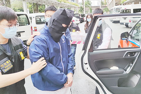 ◎ 一名旅遊從業員涉販毒被拘查。