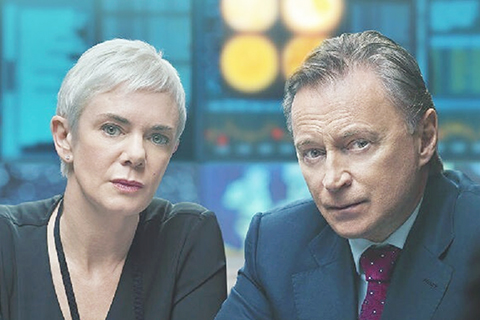 ◎ 《內閣風雲》講述英國政治家處理各種政治危機問題。