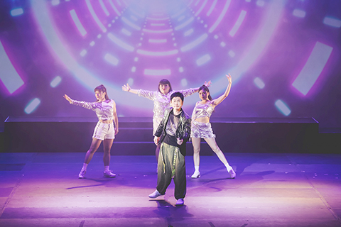 ◎ 李思捷反串演唱四大天王金曲Medley。