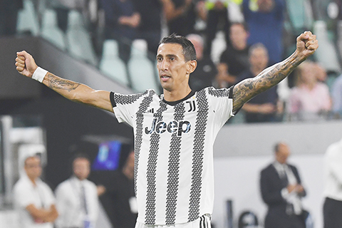 ◎ 祖記新人迪馬利亞頗有大將之風。(新華社發)