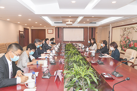 ◎ 歐陽瑜一行訪國家藥監局。