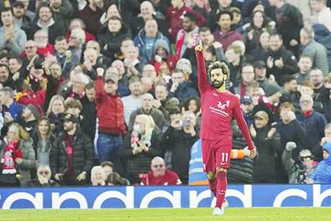 ◎ 沙拿救駕,一球將對手曼城置於死地。(美聯社)