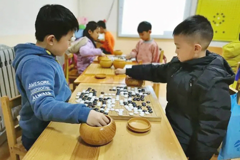 孫子上的圍棋課。