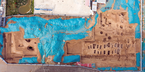 ◎ 陶家營遺址發掘區航拍(資料照片)。新華社發(國家文物局供圖)