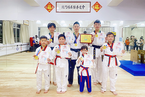 ◎ 本澳揚名跆拳道會運動員獲獎。