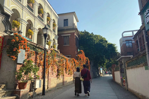 鼓新路52號晴天牆的凌霄花。