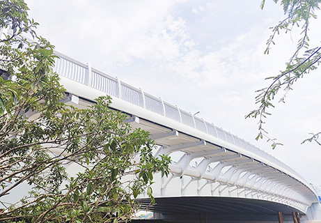 2023年6月的跨杭鋼河橋局部。(杭州市商旅運河集團供圖)