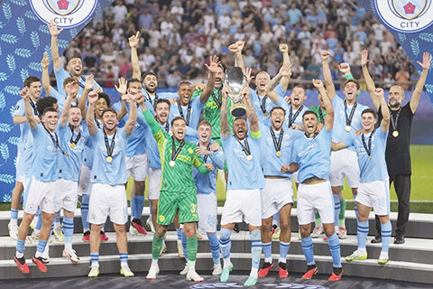 ◎ 曼城歷史上首捧歐洲超級盃。(美聯社)
