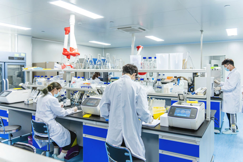 ◎ 「橫琴生產—澳門監製」模式生產中成藥產品成事實,圓企業家產業夢。