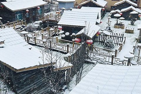 中國雪鄉風景區迎來首場降雪。(森工融媒體中心供圖)