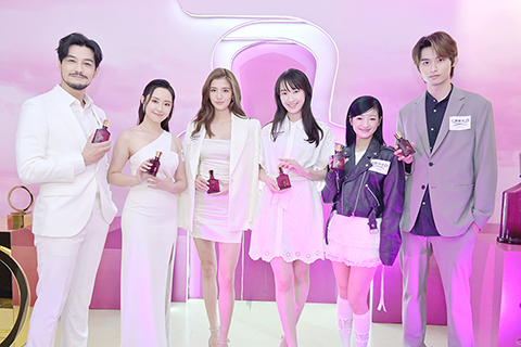 ◎ 明星踏上時尚與香氛探索之旅。