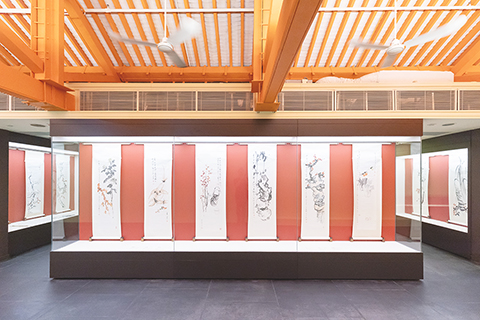 ◎ 二0二三年十月十二日至二0二四年三月卅一日,饒宗頤與嶺南四君子合作畫在饒宗頤文化館展出。(一新美術館供圖)