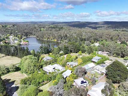 航拍戴尔斯福特小镇