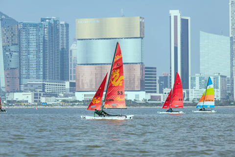 ◎ 美高梅澳門國際帆船賽今日續戰。