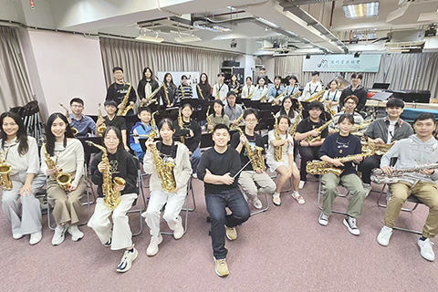 ◎ 澳門管樂協會薩克管重奏團。