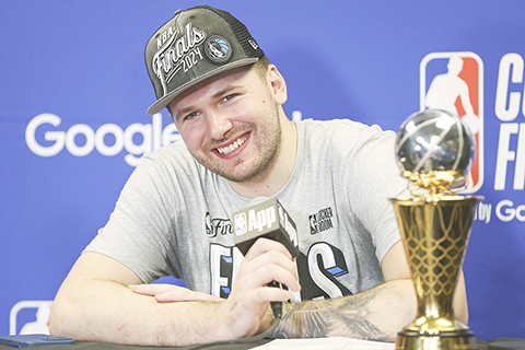 ◎ 盧卡.當錫憑此役當選西區決賽最有價值球員。(美聯社)