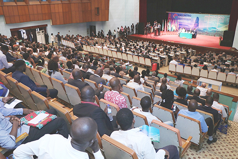 ◎ 十四屆洽談會促成累計超過三千六百場配對、逾一百份簽約。