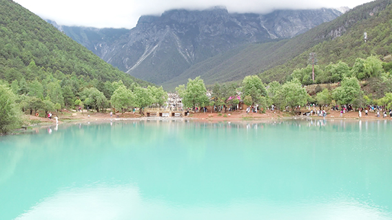 航拍取景地玉龍雪山藍月谷