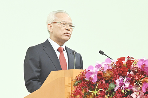 ◎ 行政長官岑浩輝發表就職演說。