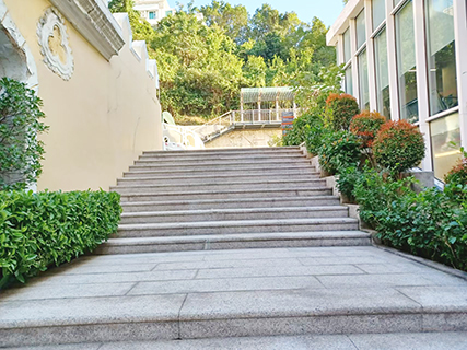 海事及水務局旁的石級