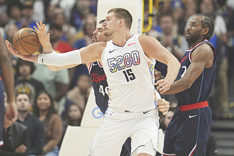 ◎ 金塊十五號祖基奇昨役又來三雙,戰勝快艇。(美聯社)