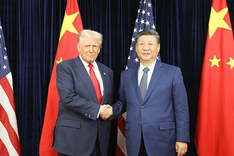 ◎ 當地時間十月三十日,國家主席習近平在釜山同美國總統特朗普舉行會晤。(新華社記者 黃敬文 攝)