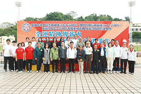 ◎ 師生和嘉賓與得獎者合照