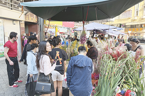 ◎ 情人節花店生意理想。