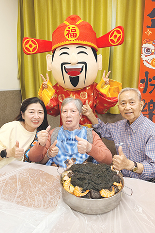 ◎ 母親會安老院舉辦系列活動迎新春。