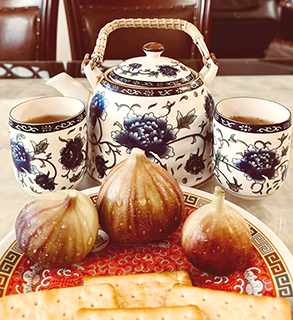 下午茶:紅茶餅乾配無花果