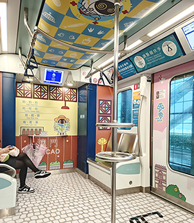 麥麥車廂一角