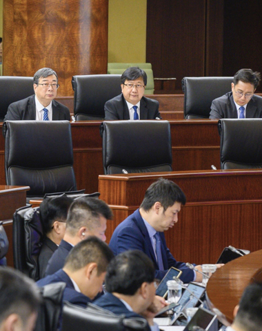 ◎ 譚偉文透露政府研究利用亞馬喇宋玉生地下空間。